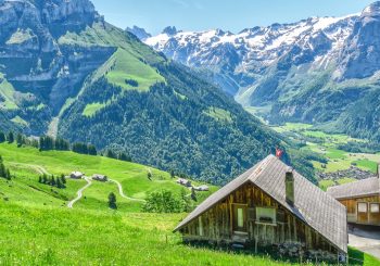 Top 5 des itinéraires thématiques conseillés pour le voyage en Suisse