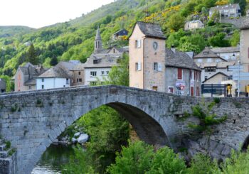 Vacances dans le Sud : les meilleures destinations pour éviter la foule en été
